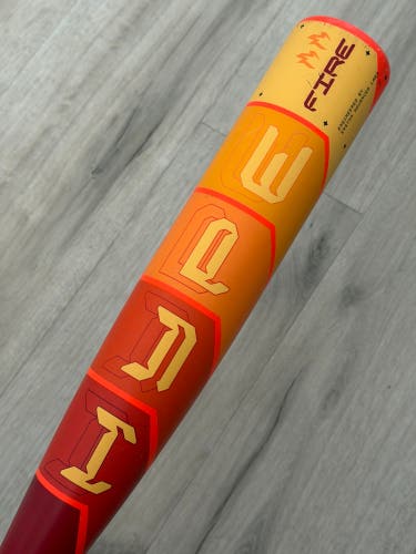 2025 Easton Hype Fire Composite USSSA Certified Bat (-10) 20 oz 30" (Used)