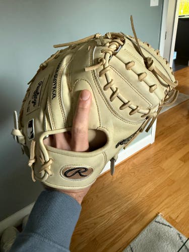 Rawlings Heart of the Hide RH Catcher's Baseball Glove 33" CM33