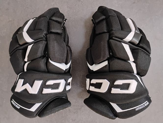CCM JetSpeed FT6 Pro Gloves 13" Black