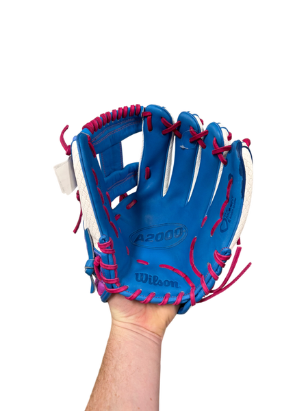 Used Wilson A2000 BB/SB Glove RH Throw None 12" 11307-S000269302