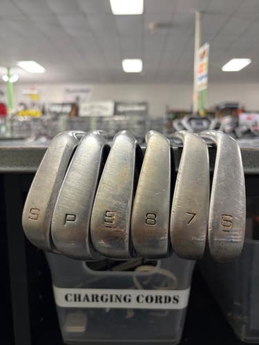 Used Tommy Armour EVO Mens Iron Set RH 6I-SW 11307-S000268692