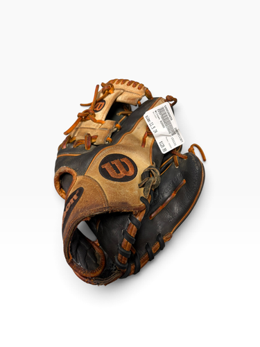 Used Wilson A2000 BB/SB Glove RH Throw None 11 1/2" 11307-S000268656