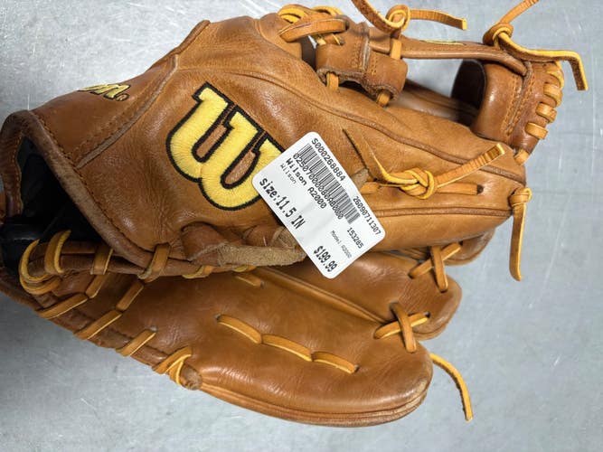 Used Wilson A2000 BB/SB Glove RH Throw None 11 1/2" 11307-S000268884