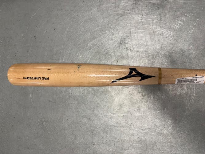 Used Mizuno PRO LIMITED M13 BB/SB Wood Bat 33" 11307-S000268753