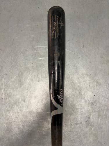 Used Victus JC24 BB/SB Wood Bat 33" 11307-S000268733