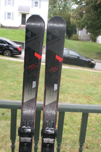 161 cm All Mountain Fischer Pro MT 86 Ti Skis With Marker Adjustable Bindings