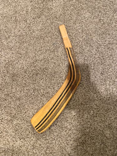 Easton RH Wood Blade Lidstrom