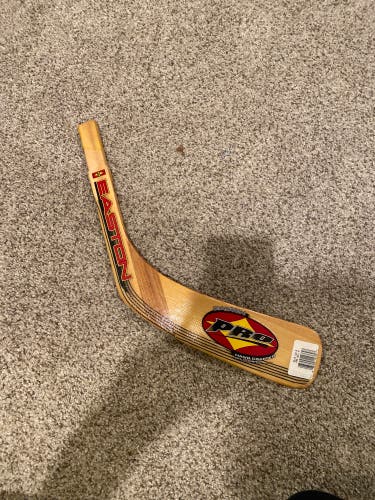 Easton RH Wood Blade Hull