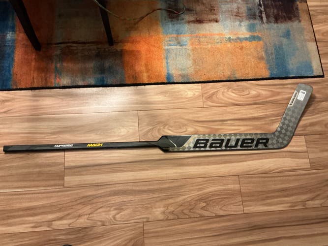 Senior Bauer Supreme Mach Regular Goalie Stick 26" Small Crack (Used)