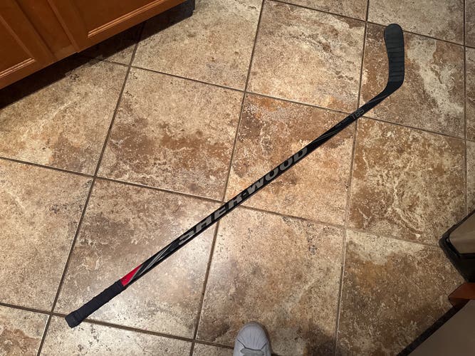 Junior Sher-Wood T85 Left Hand Hockey Stick PP26 40 Flex (Used)
