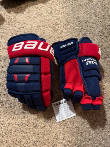 BNWT Pro Stock Bauer 14” Nexus 2N Team USA with Red Ax Suede Palms