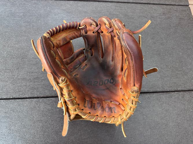 Wilson A2000 10.75” Model H1 Infield Baseball Glove Japan