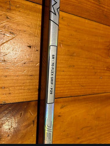 Senior CCM 70 flex p92 ft 8pro right not cut