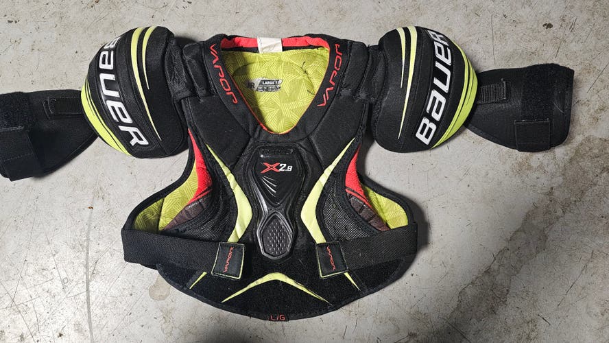 Large Junior Bauer Vapor X2.9 Shoulder Pads (Used)