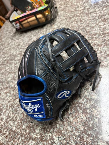 Rawlings Heart of the Hide RH Infield Baseball Glove 11.75" (New)