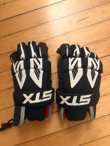 STX YOUTH Stinger Lacrosse Gloves (Used)