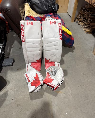 34" CCM EFlex 6 Regular Goalie Full Set Pro Stock (Used)