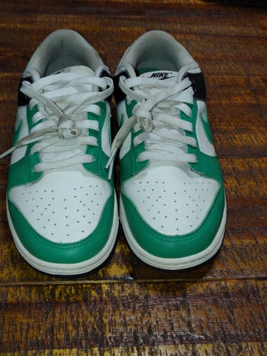 Nike Dunk Low Boston Celtics Stadium Green/Black Mens 9.5 - Used