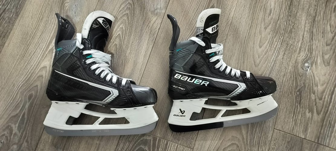 Black 2026 Bauer Supreme F50 Pro Hockey Skates 7 (Used)