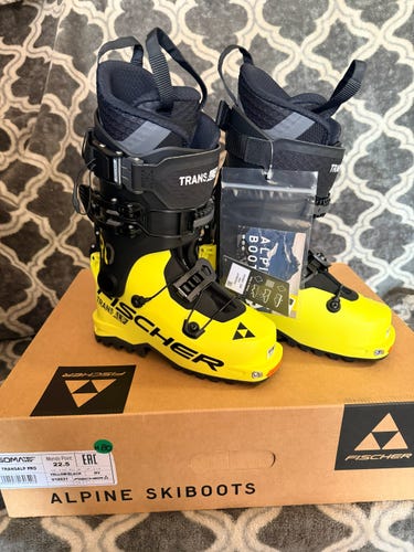Brand New! 2023 Fischer Transalp Pro Size-22.5 Flex 120