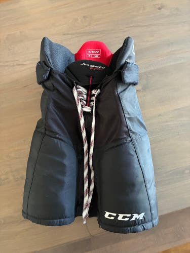 Junior XL CCM JetSpeed FT370 Hockey Pants (Used)
