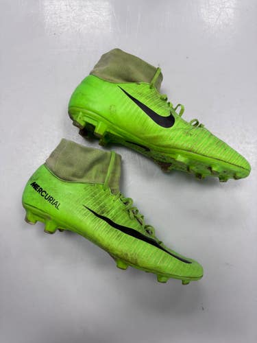 Used Nike Soccer Cleats Green Senior 9.5 11860-C000317595