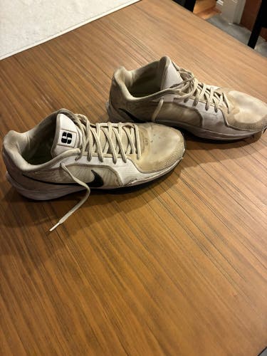 Men's Size M 11.0 (W 12.0) Nike Sabrina 1 Shoes (Used)