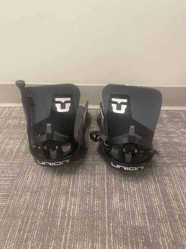 Large Snowboard Bindings All Mountain (Used)