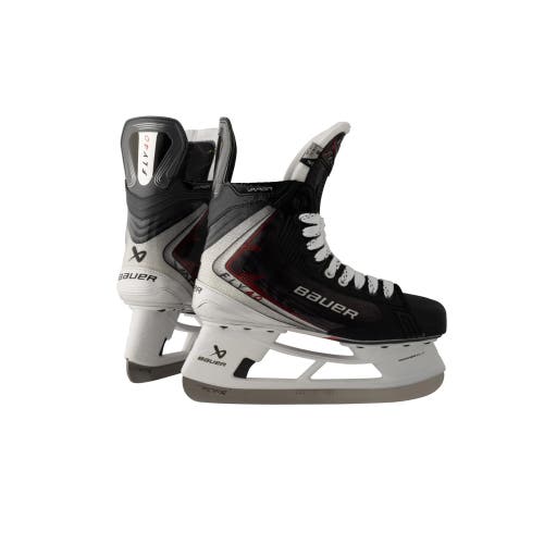 New Bauer Vapor Fly40 Skate Hockey Skates Size 5.5 Fit 2