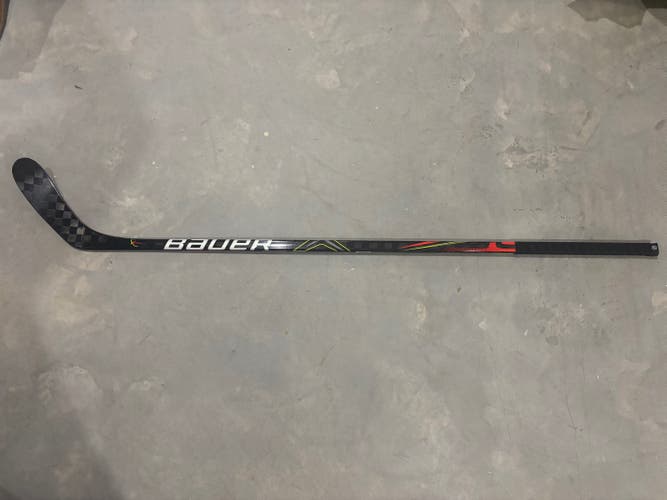 Senior Bauer Vapor 2X Pro Right Handed Hockey Stick P28 70 Flex (New)