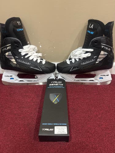 True Catalyst 9x4 Hockey Skates Regular Width Pro Stock 7 (New) Item#CHTR