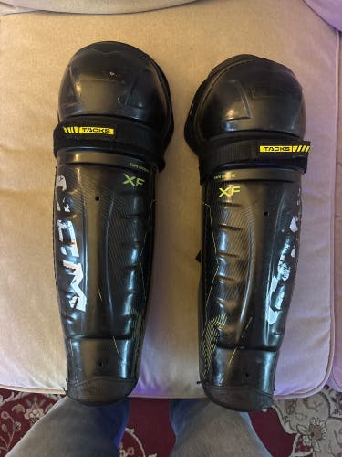 Senior CCM XF 17" Shin Pads (Used)