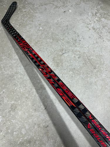 2 PACK 87 Flex P92 Senior Bauer Tracer Right Hand Hockey Stick (New) Pro Stock