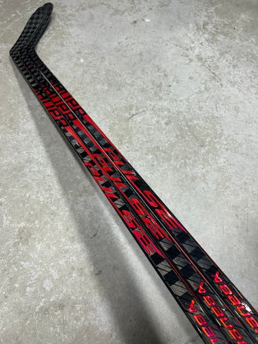 3 PACK 87 Flex P92 Senior Bauer Tracer Right Hand Hockey Stick (New) Pro Stock