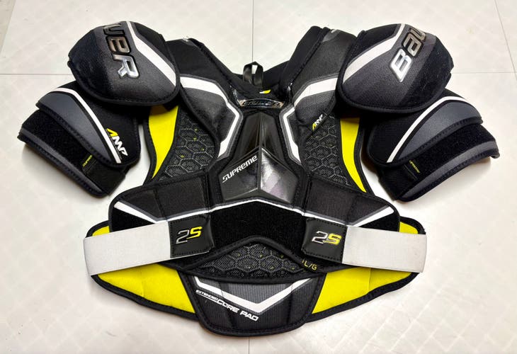Senior Large Bauer Supreme 2S Shoulder Pads