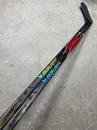2 PACK 77 Flex P92M Senior Bauer Flylite Left Hand Hockey Stick (New) Pro Stock