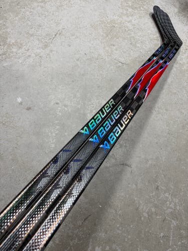 3 PACK 77 Flex P92M Senior Bauer Flylite Left Hand Hockey Stick (New) Pro Stock