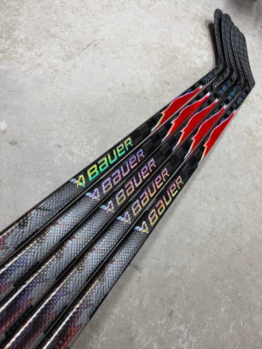 5 PACK 77 Flex P92M Senior Bauer Flylite Left Hand Hockey Stick (New) Pro Stock