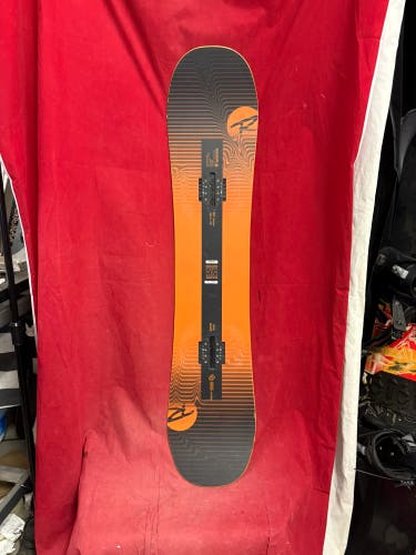Snowboard: Rossignol Snowboard All Mountain Without Bindings True Twin 140 cm (Used)