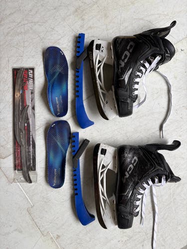 CCM Tacks XF Pro Hockey Skates with extra pair BT blades Regular Width Size 2.5 (Used)