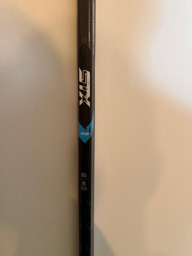 Senior STX Surgeon RX2 Right Handed Hockey Stick 85 Flex (Used) X92