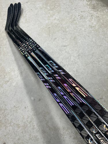 4 PACK 87 Flex Kucherov Curve Senior Bauer Pulse Right Hand Hockey Stick (New) Pro Stock