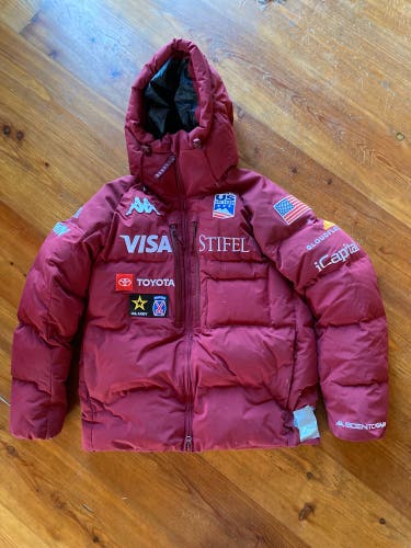 Red us ski team Unisex Adult Medium Jacket (Used)