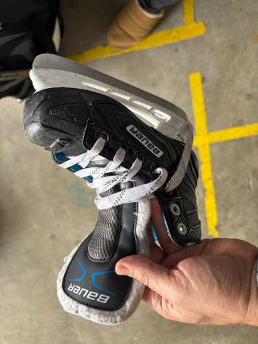 Bauer XLP Hockey Skates Regular Width 12 (Used)