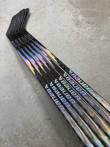 6 PACK 87 Flex Custom P86 (UNRELEASED AVD ONE BUILD) Bauer Flylite Right Hand Hockey Stick (New)