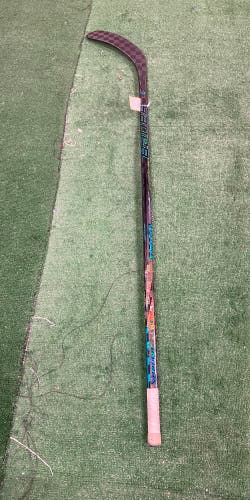 Junior Bauer Twitch Hockey Stick Right Handed P92 40 Flex (Used)