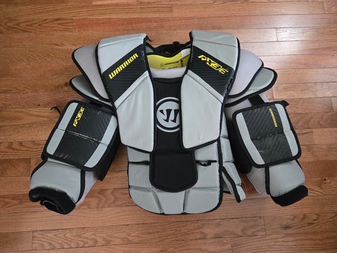 Warrior Ritual RX3E Goalie Chest and Arm Protect SR-Small