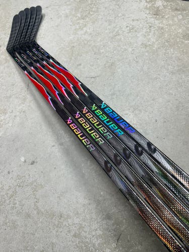5 PACK 82 Flex Custom P86 Bauer Flylite Right Hand Hockey Stick (New) Pro Stock