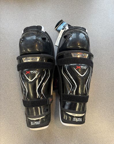 Junior Bauer Vapor X800 Lite 12" Shin Pads (New)