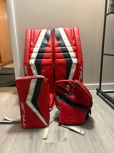 33" True Catalyst Px3 Regular Goalie Full Set (Used)